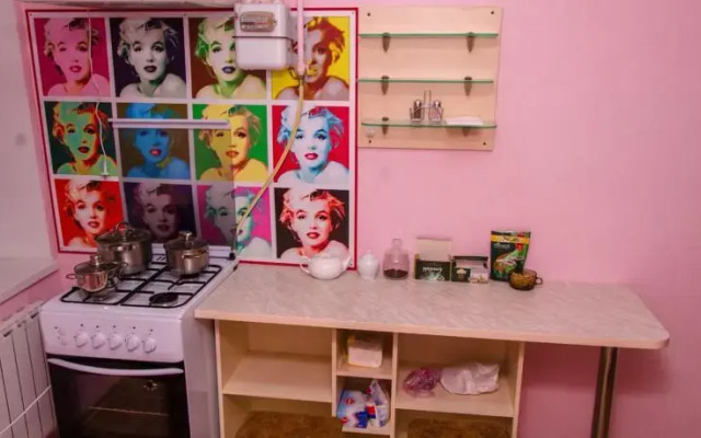 Art - Hostel