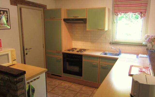 Cozy Chalet in Bohan Near Forest