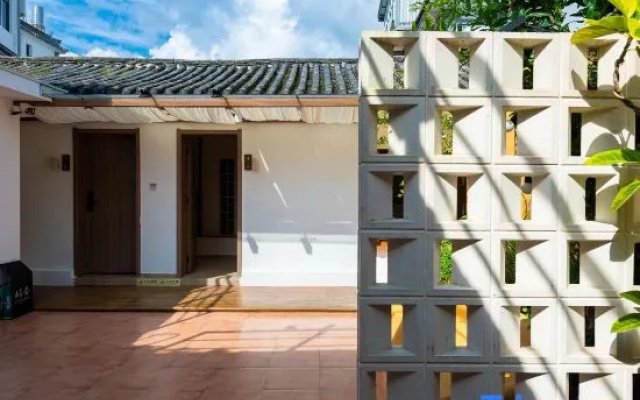 Yuzhong · Dali Island People Designer Smart Homestay (Dali Erhai Cai Village) – Exterior – Dali