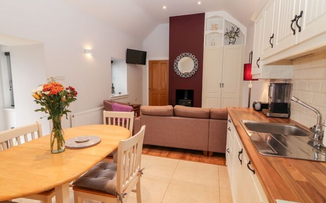 Laharn Cottage