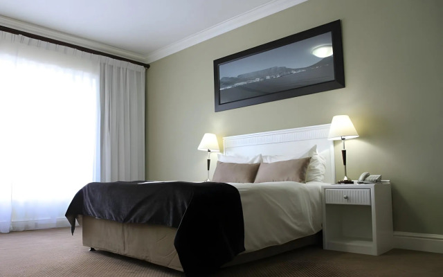 The New Tulbagh Hotel