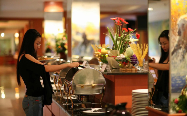 Baron Beach Hotel