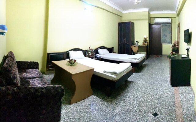 Hotel Mangal Regency