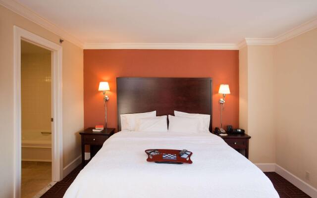 Hampton Inn & Suites Stamford