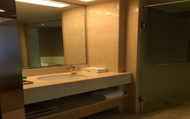 Regency Apartment Hotel