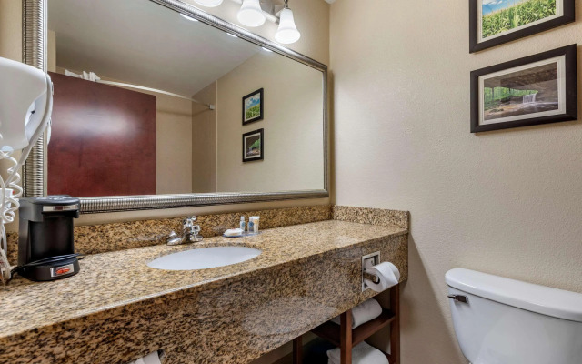 Comfort Inn & Suites Muncie