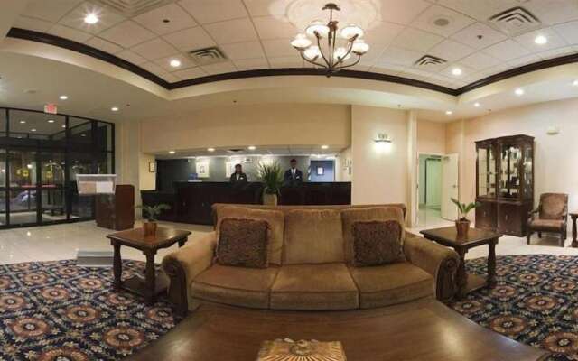Richmond Magnuson Grand Hotel and Conference Center