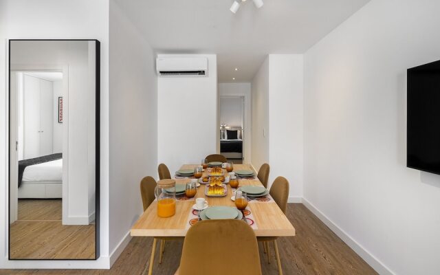 Urban Oasis Premium Location w AC