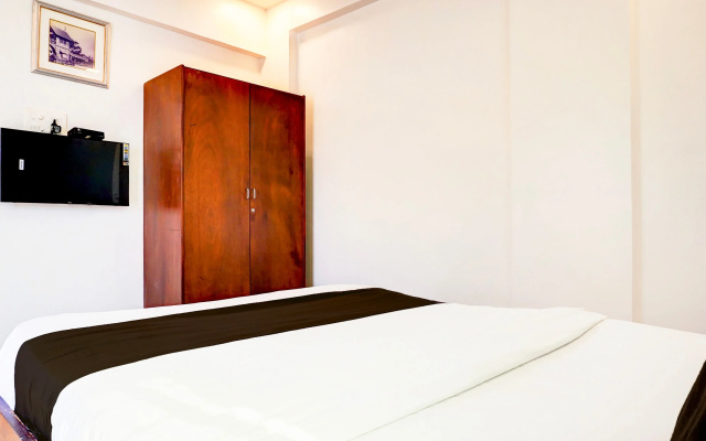 Collection O 88195 Hotel Galaxy Executive