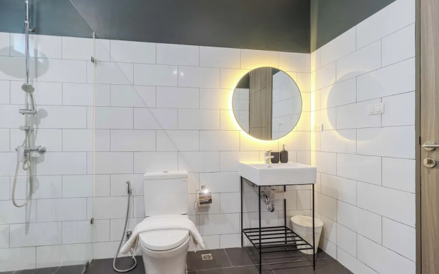 3BR Pool Villa Bathtub Near Beach V243