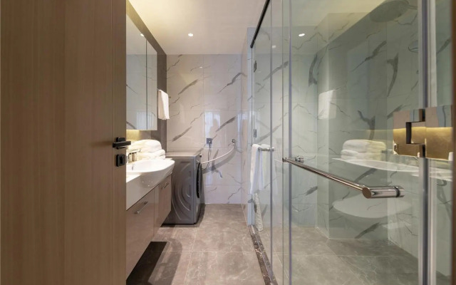 Cresasia Residence