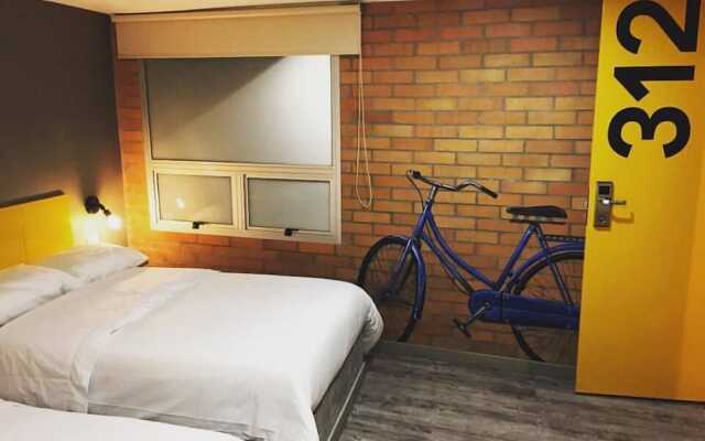 Hotel Distrito 21