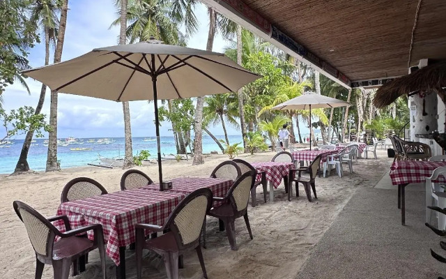 Oro Beach Resort