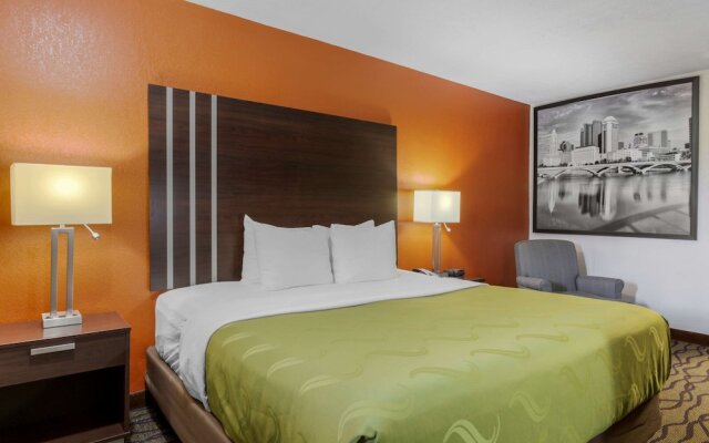 Super 8 Reynolds /East Columbus Area