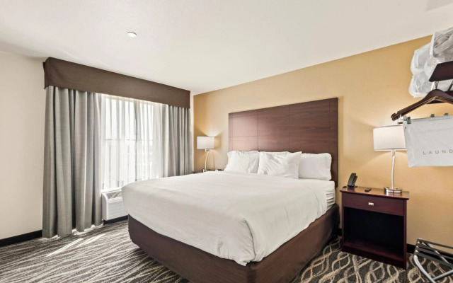 Cobblestone Hotel & Suites - Cullman