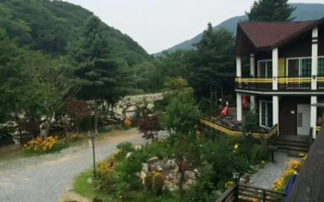 Sara Garden Pension