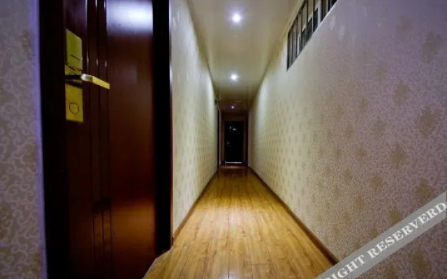 Xi'an Huiying Apartment Hotel