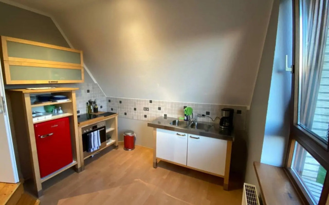 *To hus* Wohnung am Rande von Jever