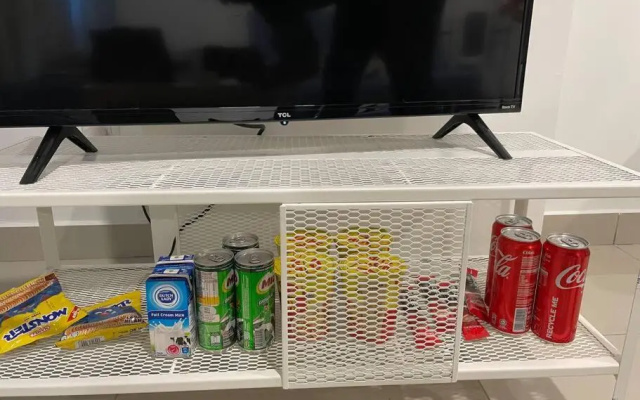 Entire unit Section 13 PJ /Pool/Wifi/Netflix/Gym