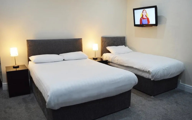 The Carlton Hotel