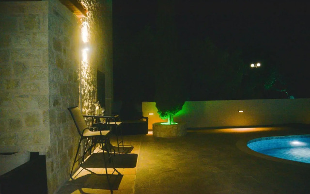 Beach Front Villa Katrin