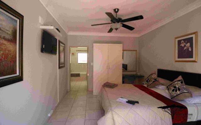Acacia Grove Guest House