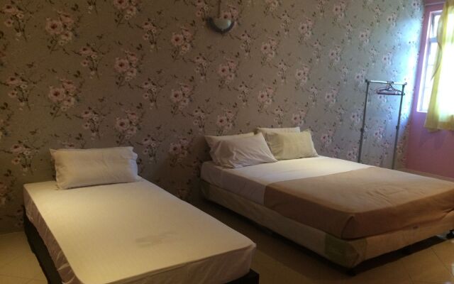 Pearl Villa Hotel & Resort