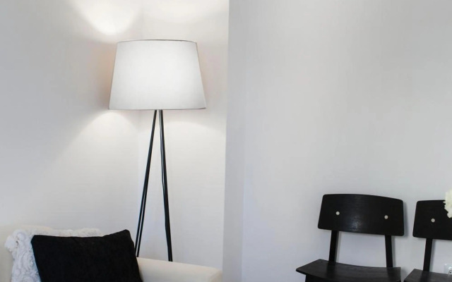 Best located executive apartment in Maroussi.