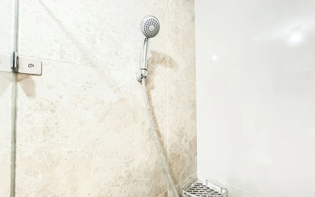 Modern Studio At Transpark Cibubur Apartment