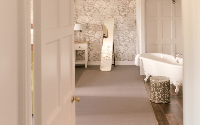 Stonehouse Court Hotel
