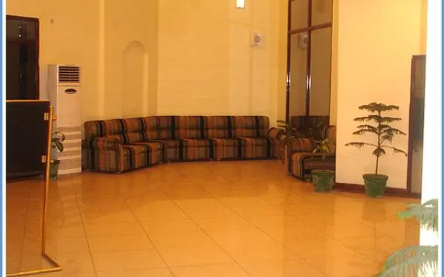 Hotel Grand Riviera