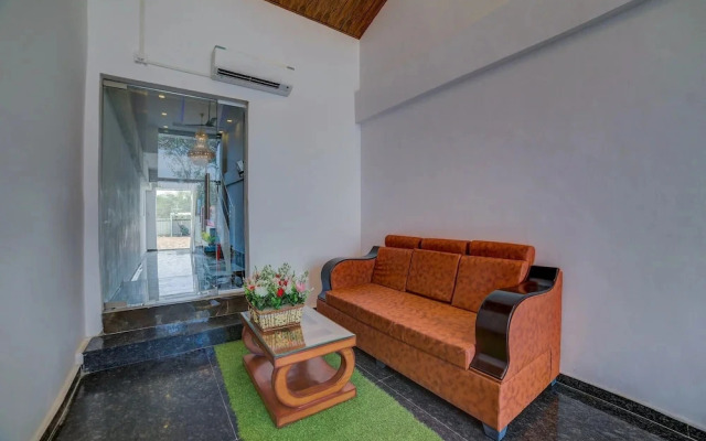 Royal Imperio By OYO Rooms