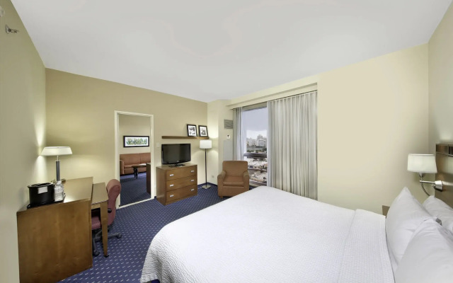 Courtyard by Marriott San Juan Miramar