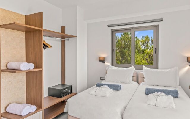 Kouros Stone Suites
