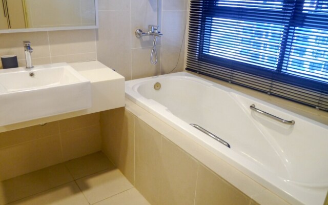 KL Gateway Residence Suites