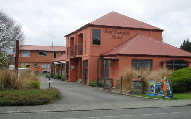 Red Tussock Motel