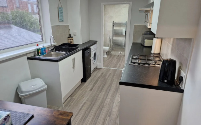 Birtley's Diamond 3 bed Apt, Sleeps 6 Guests