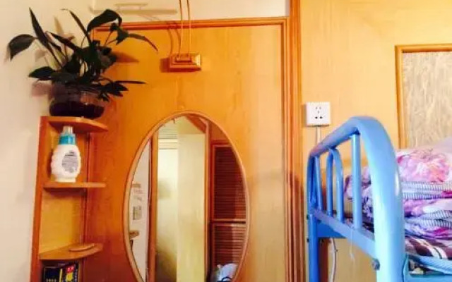 Zhongba Youth Hostel