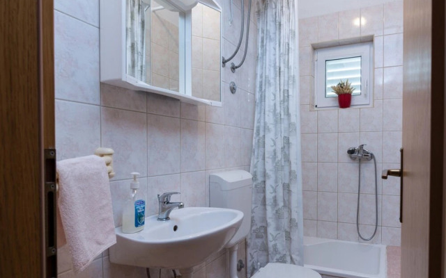 Miranda - Quiet & Next to the sea - A2