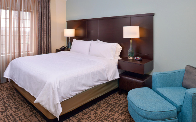 Staybridge Suites Indianapolis-Fishers by IHG