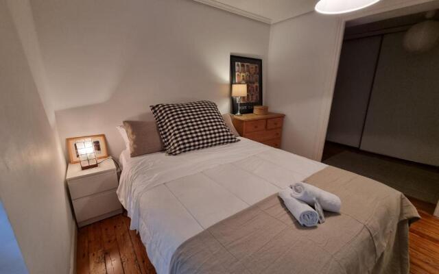 C01A02 La Casa del Pintor