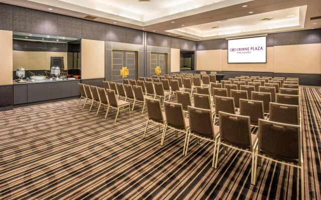 Crowne Plaza Surfers Paradise by IHG
