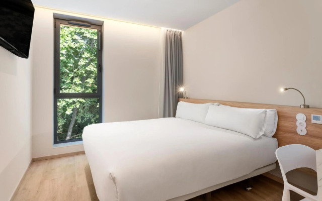 B&b Hotel Lisboa Montijo