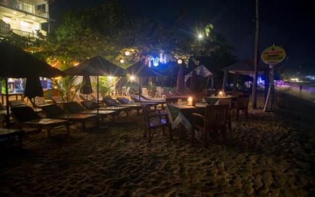 Wave Beach Resort
