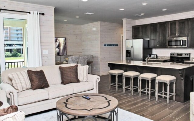 Lil Js Getaway at Romeo Beach #3