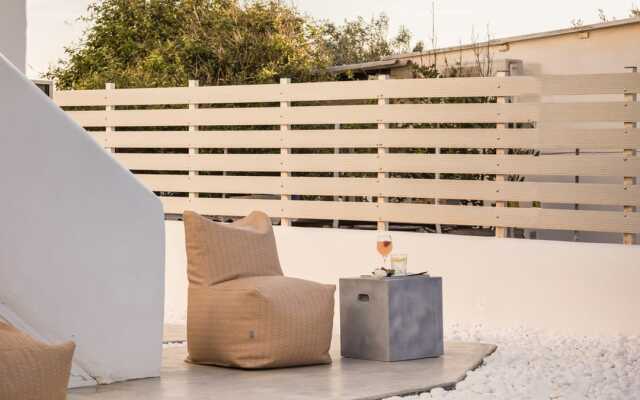 Pebble Summer House