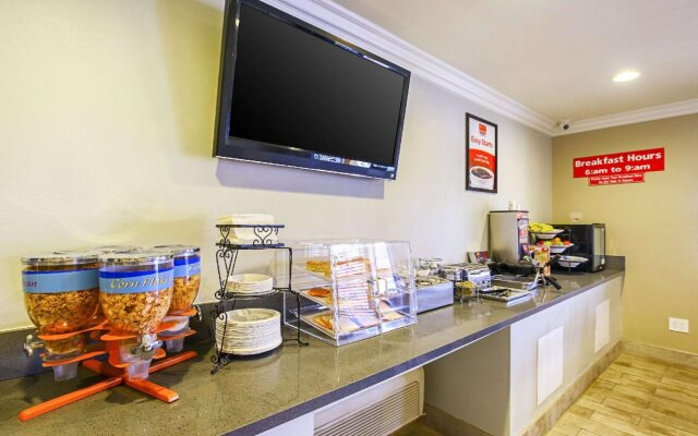 Econo Lodge San Bernardino I-215