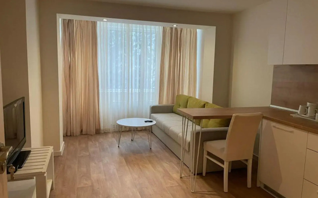 Festa Chamkoria Apartments