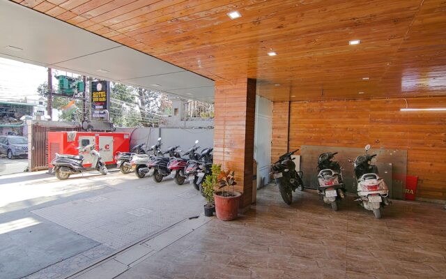 Fabhotel Doon Maira