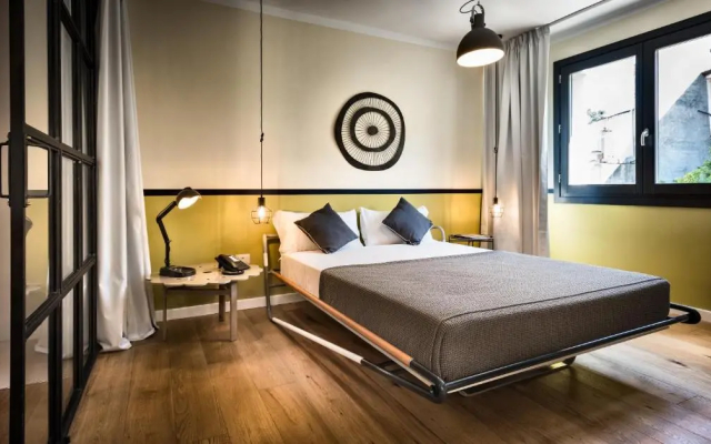 Teku Boutique Hotel